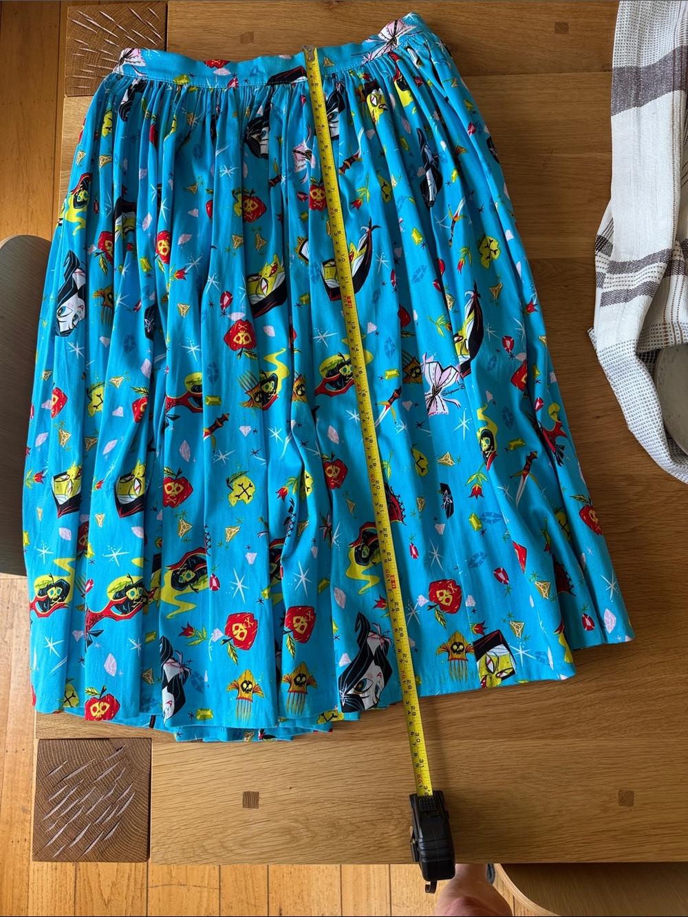 Pinup Couture Bright Turquoise Snow White Graphic Print Gathered A-Line Skirt - Picture 13 of 13